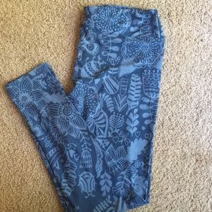Lularoe Tall and curvy leggings