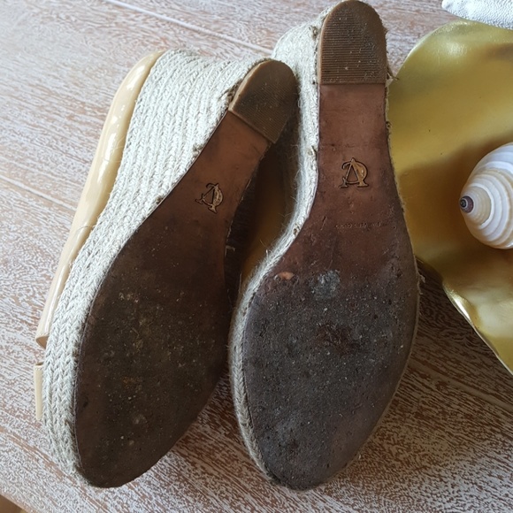 Vince Camuto | Nude Wedges - Picture 8 of 8