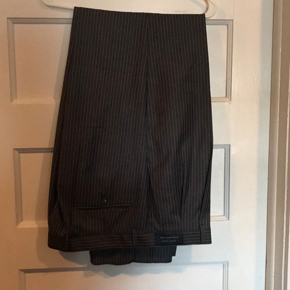 Suit - Picture 6 of 8