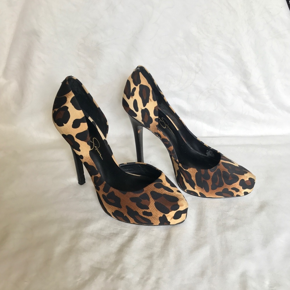 Jessica Simpson leopard pumps