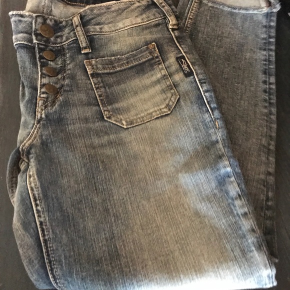 NWOT Silver Jeans đź‘– Elyse Skinny Crop 26 - Picture 2 of 8