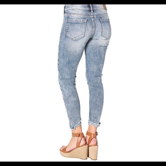 NWOT Silver Jeans đź‘– Elyse Skinny Crop 26 - Picture 7 of 8