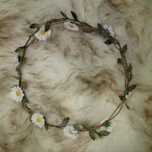 Daisy headband
