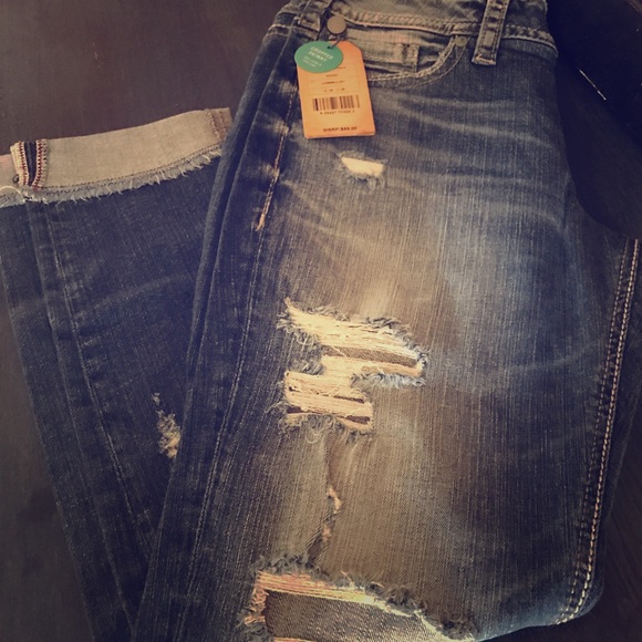 NWT Silver Jeans 👖 SUKI Skinny Crop 29 & 30 - Picture 1 of 8
