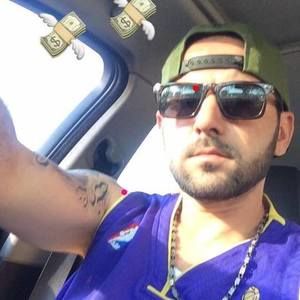 Meet your Posher, Yen