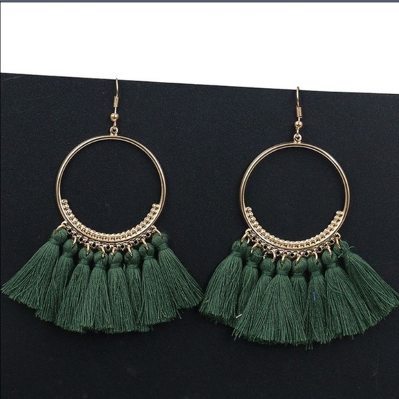 Large tassel fringe hoop earrings NWOT - Picture 4 of 8