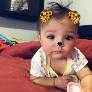 Meet your Posher, Yenisel