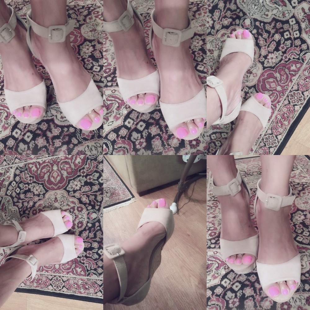 Shoes - Picture 6 of 8