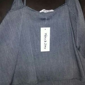 Women gray top