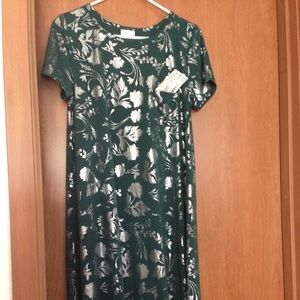 BNWT! LuLaRoe elegant Carly!