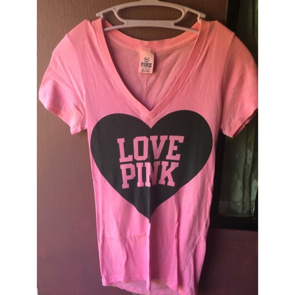 VS PINK T-shirt