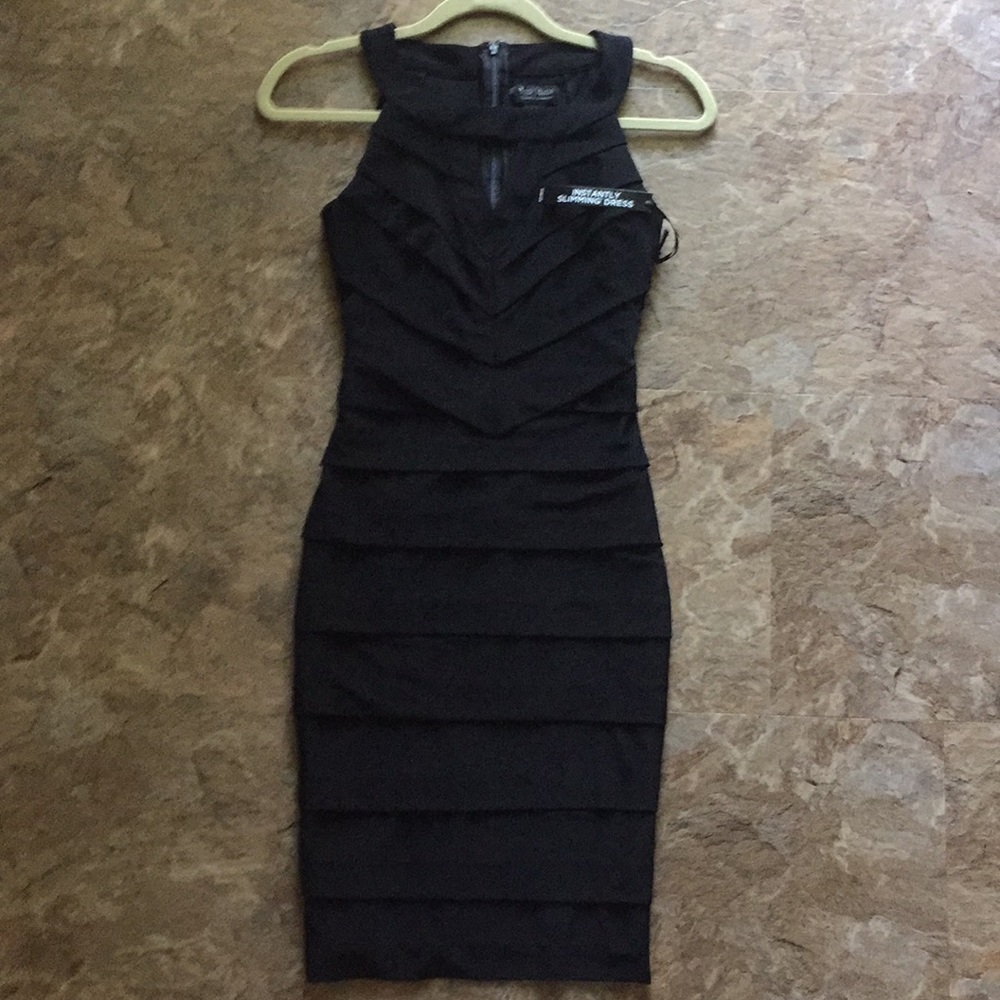 White House Black Market Dress (Never worn)
