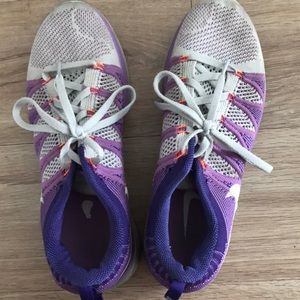 Gently used flyknit lunar 2s.