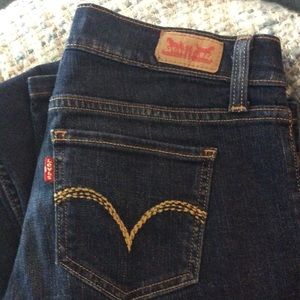 Classic blue bootcut low rise Levi's