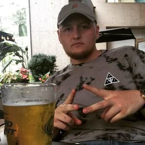 Meet your Posher, Casey