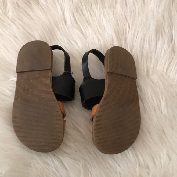 Old Navy Shoes - Old navy toddler sandals Old Navy Shoes - Old navy toddler sandals