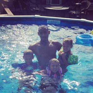 Meet your Posher, Ray