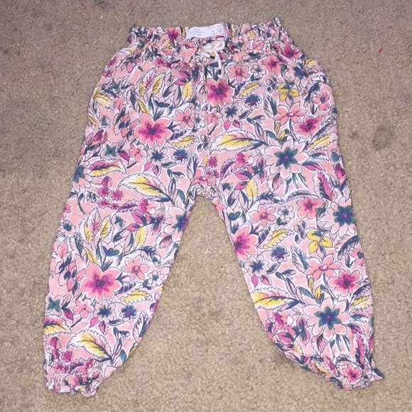 Zara Bottoms - EUC Zara pants 2-3Y Zara Bottoms - EUC Zara pants 2-3Y