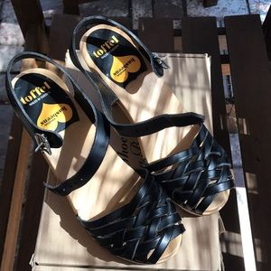 Black Swedish hasbeens size 38