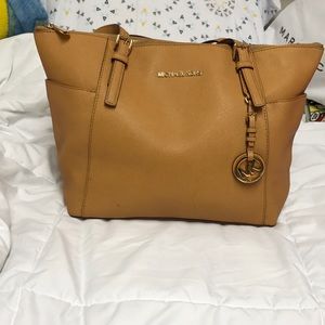 Michael Kors tan purse