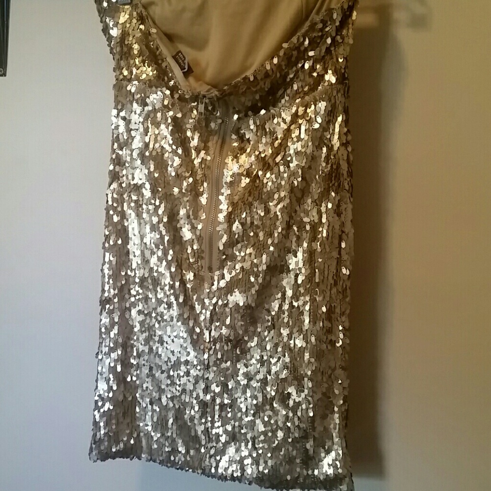 FABULOUS Gold Sequin Dress
