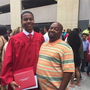 Meet your Posher, Derrick