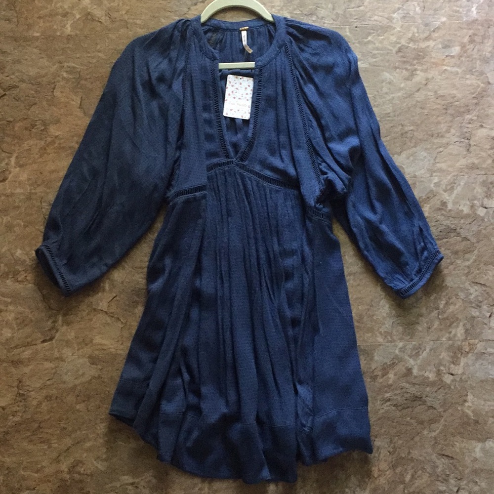 Beautiful blue V neck long sleeve dress