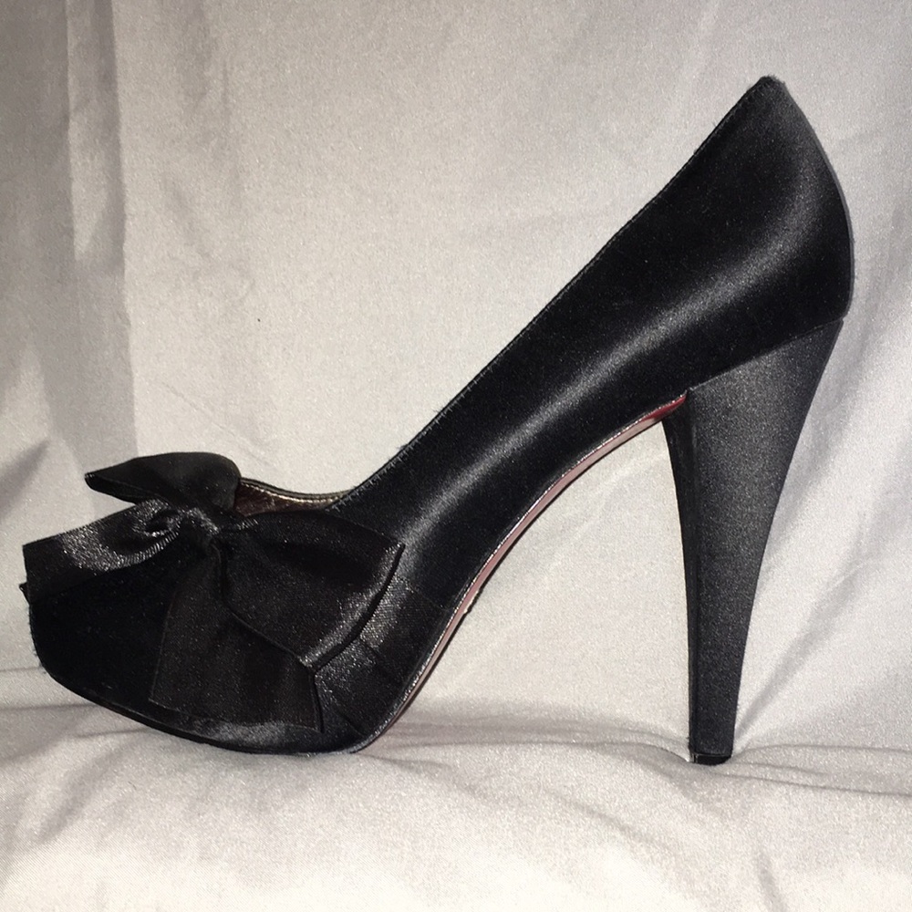 Black Bow Tie Sleek Heels