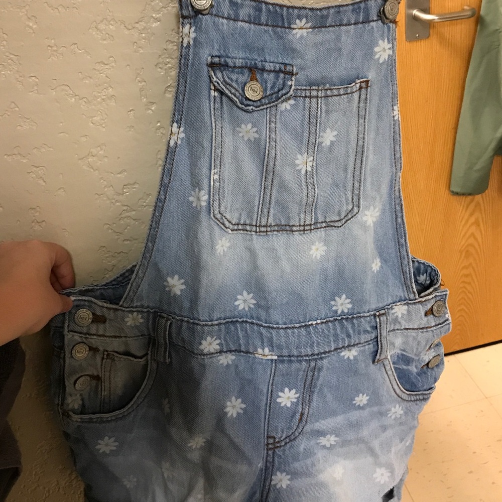 Daisy Patterned Overalls