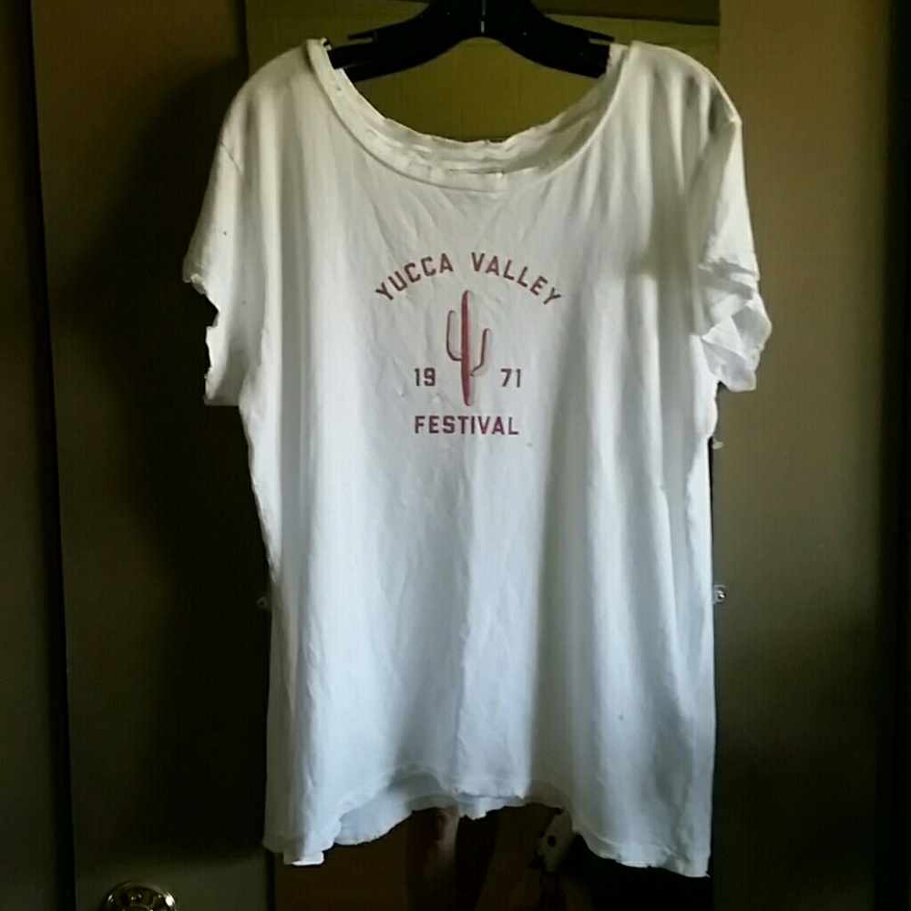 Current/Elliott Yucca Valley Festival tee.