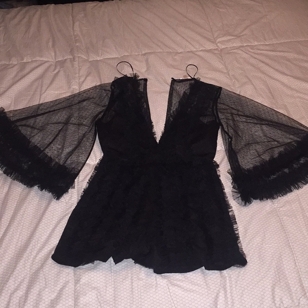 Gorgeous black lace romper - Picture 2 of 4