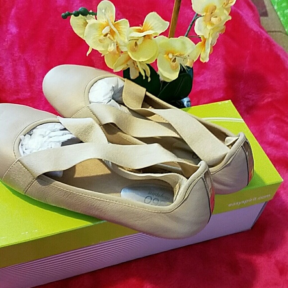 Ballet Flats - Picture 3 of 3