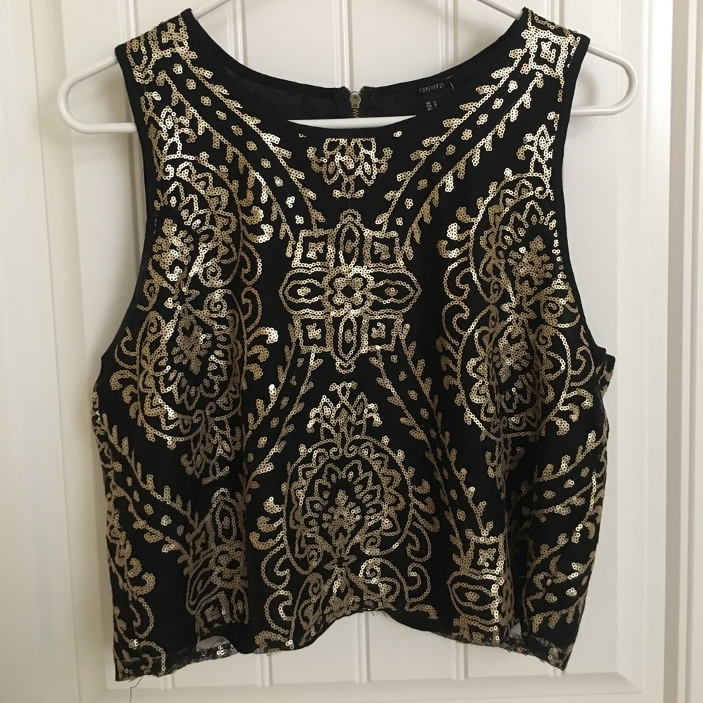 NWT Black and Gold Sequin Crop Top
