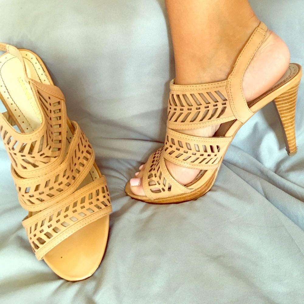 Beige/Tan Strap Style Heels