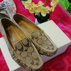 Coach moccasin/loafer