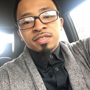 Meet your Posher, Jonathan