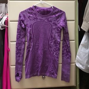 LuLulemon Swiftly long sleeve