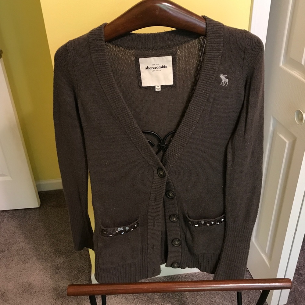 Brown Abercrombie cardigan with jeweled pocket