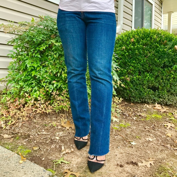 Levi's High Waist Kick Flare Cut Off Jeans - Picture 4 of 8