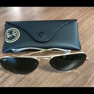 Ray-Ban Aviators-Gold Trim