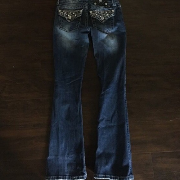 Miss Me Jeans - Picture 2 of 2
