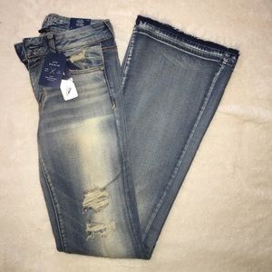 AEO Jeans - NEVER WORN!!