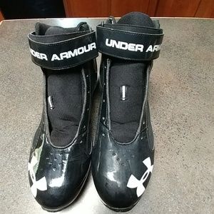 Baseball/softball cleats