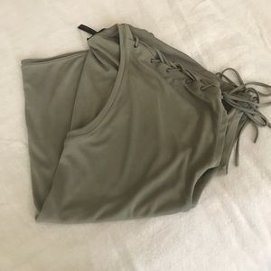 Bcbg top