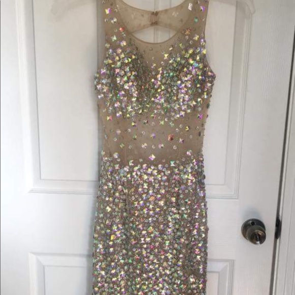Dress - Picture 1 of 1