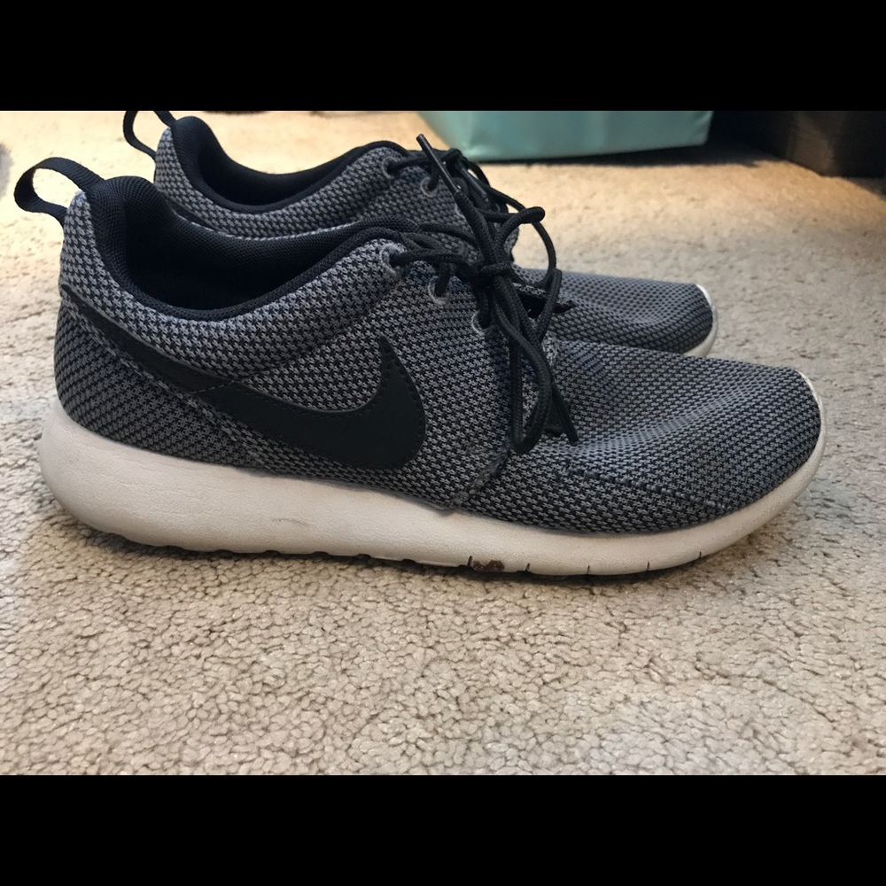 Nike Roshes
