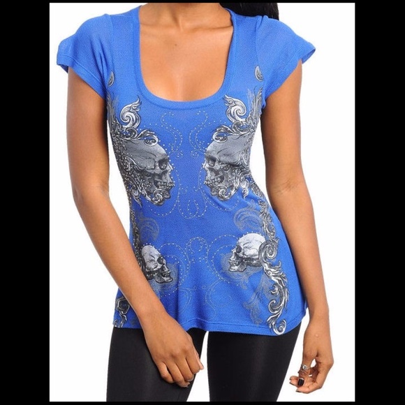Tops - NEW Silver STUDDED Skull Top
