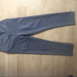 Alo high wasted yoga cropped pants