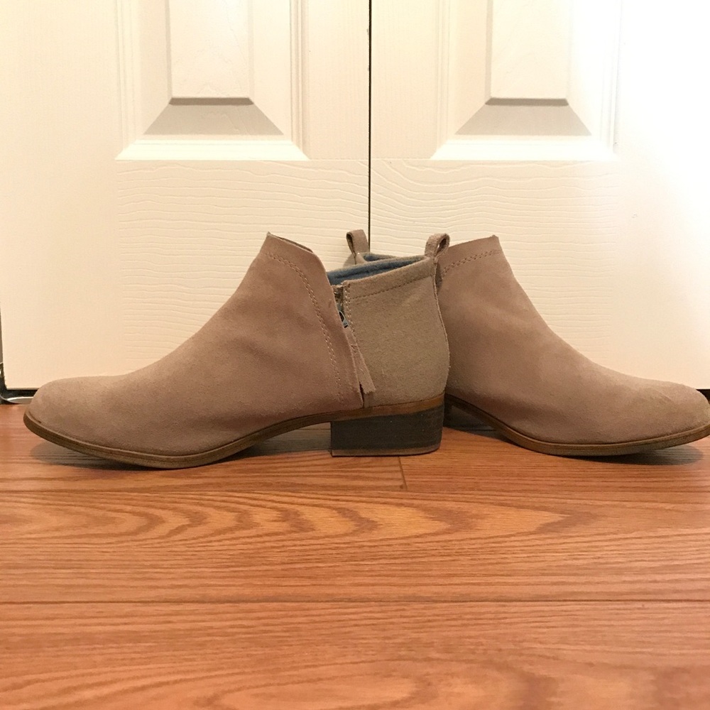 Toms booties