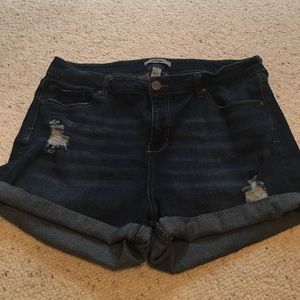HIGH WAISTED JEAN SHORTS